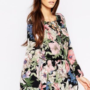 (Product 5) Sample - Clothing And Accessory Boutiques For Sale